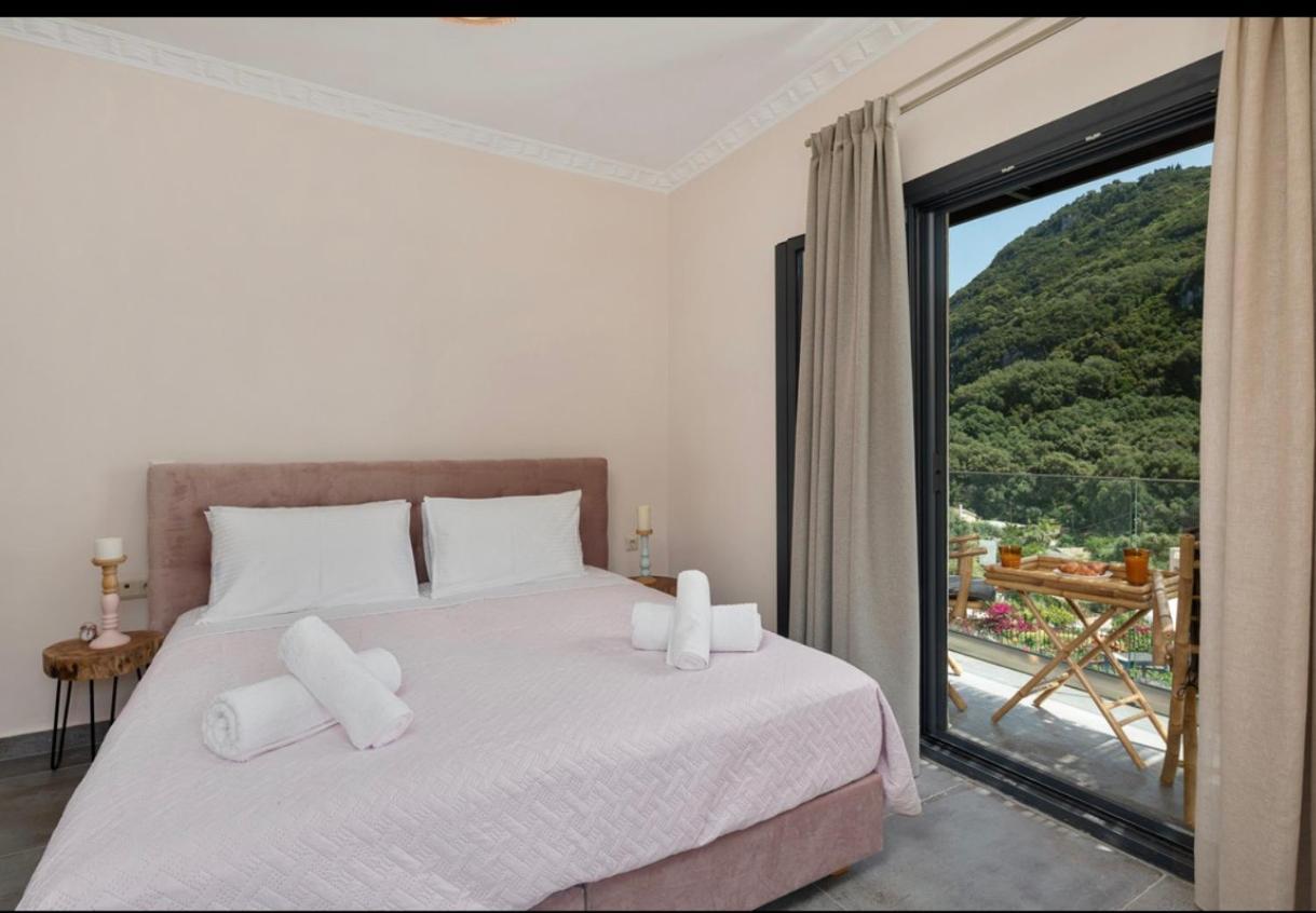 Irida Sunset Villa Pentati Exterior photo