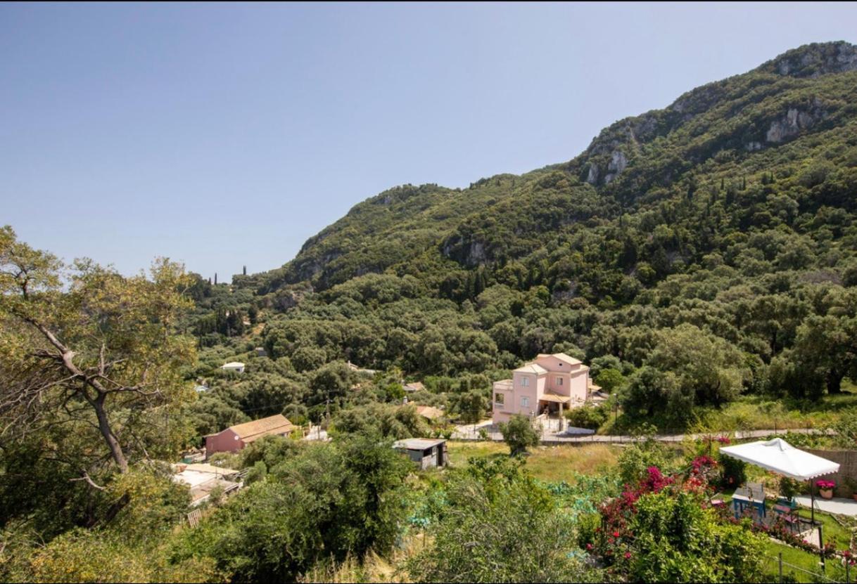 Irida Sunset Villa Pentati Exterior photo