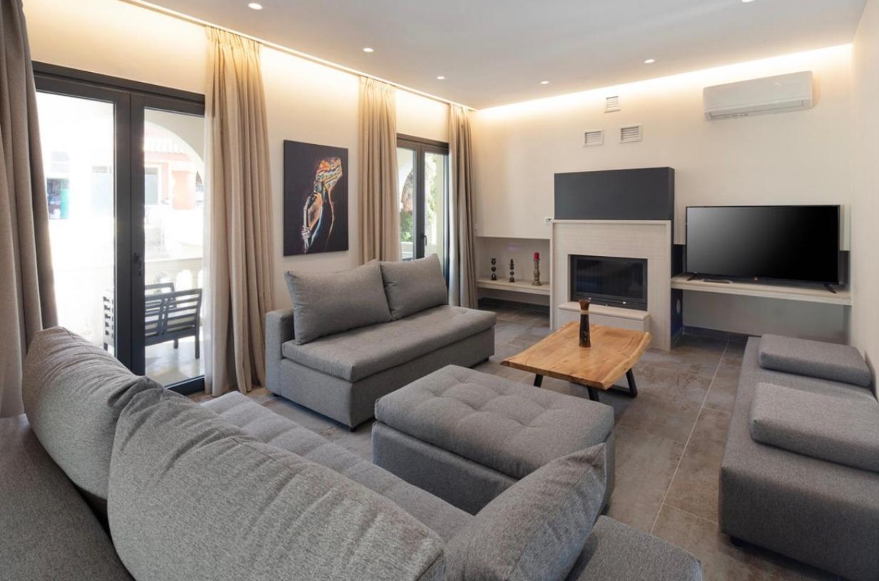 Irida Sunset Villa Pentati Exterior photo